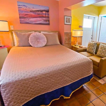 Bella Sirena Inn سانت بيتي بيتش المظهر الخارجي الصورة