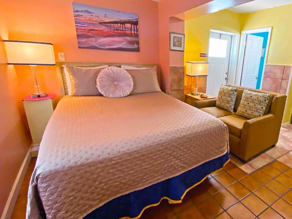 Bella Sirena Inn سانت بيتي بيتش المظهر الخارجي الصورة